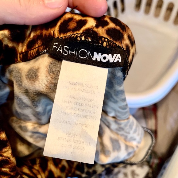 fashion Nova romper - Picture 2 of 6